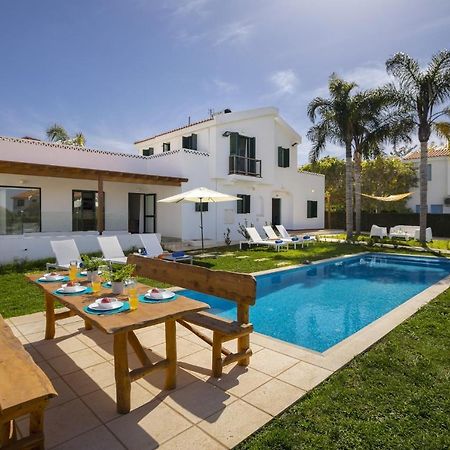 The Apple Tree Villa โปรทาราส ภายนอก รูปภาพ